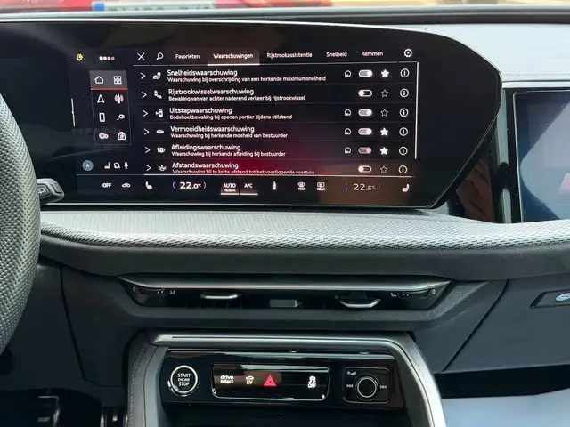 Audi Q5 view 15