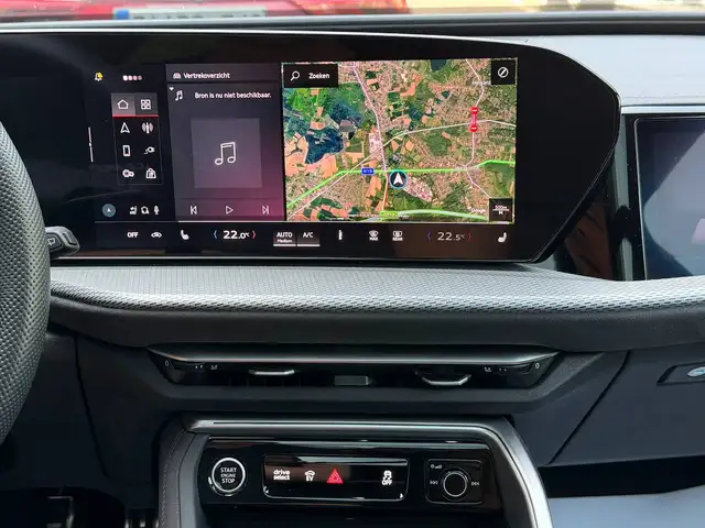 Audi Q5 view 13