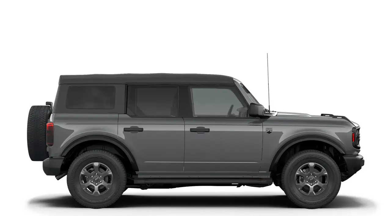 Ford Bronco photo Ford Bronco