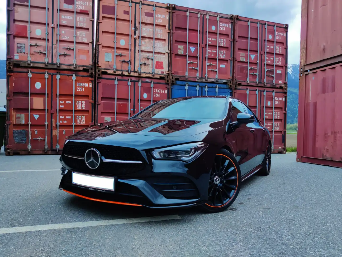 Mercedes-Benz CLA 200 Schwarz - 1