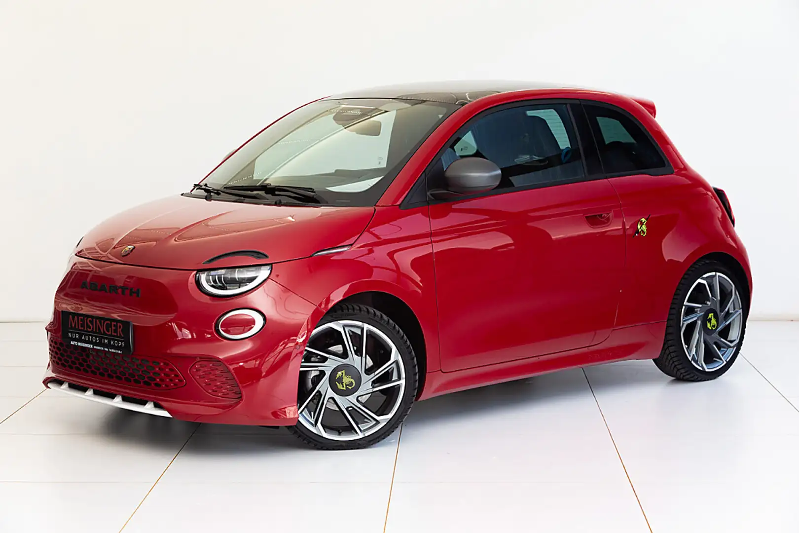 Abarth 500e Turismo Rot - 1