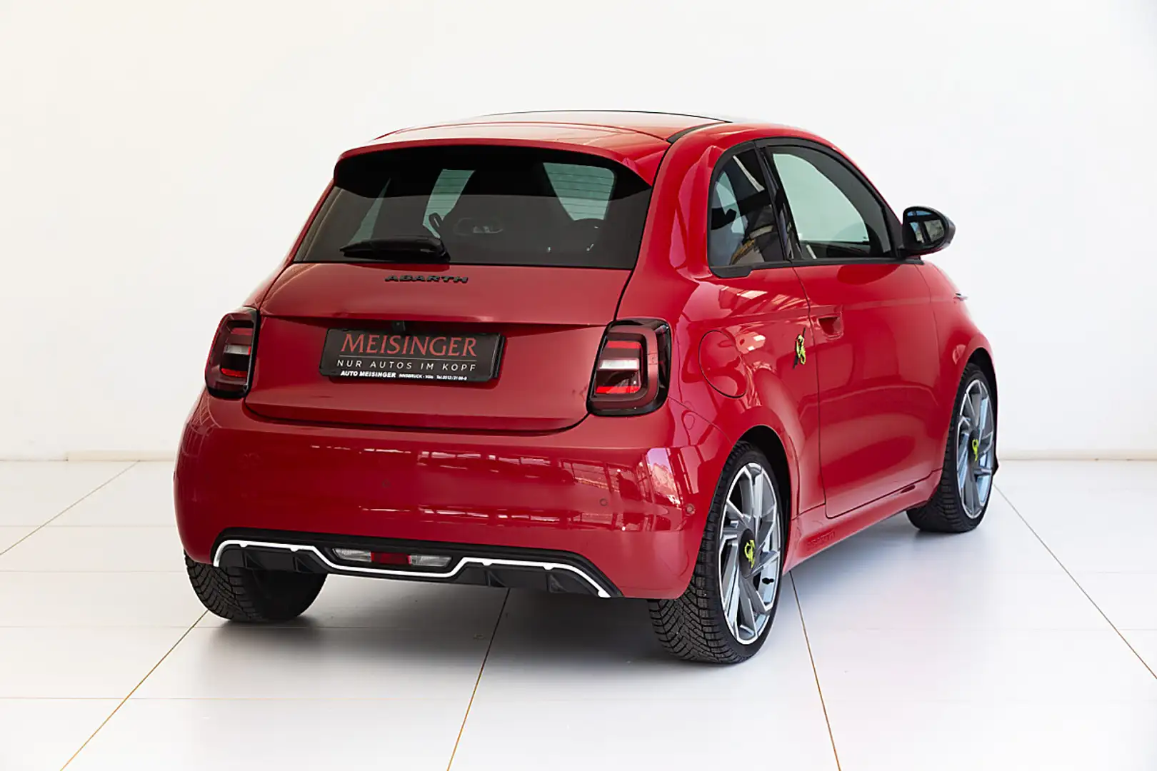 Abarth 500e Turismo Rot - 2