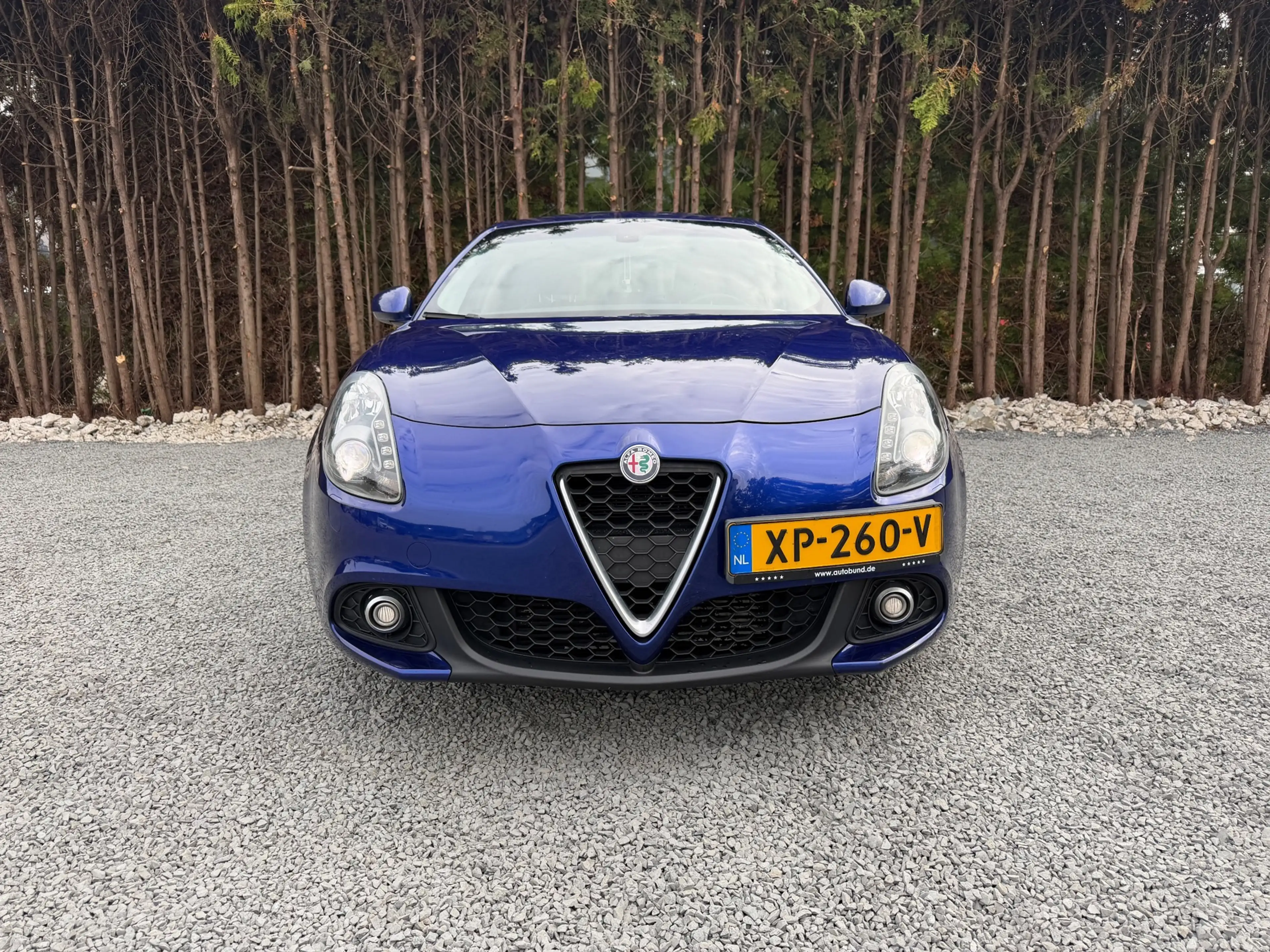 Alfa Romeo Giulietta 2.0 JTDm Exclusive — photo 3