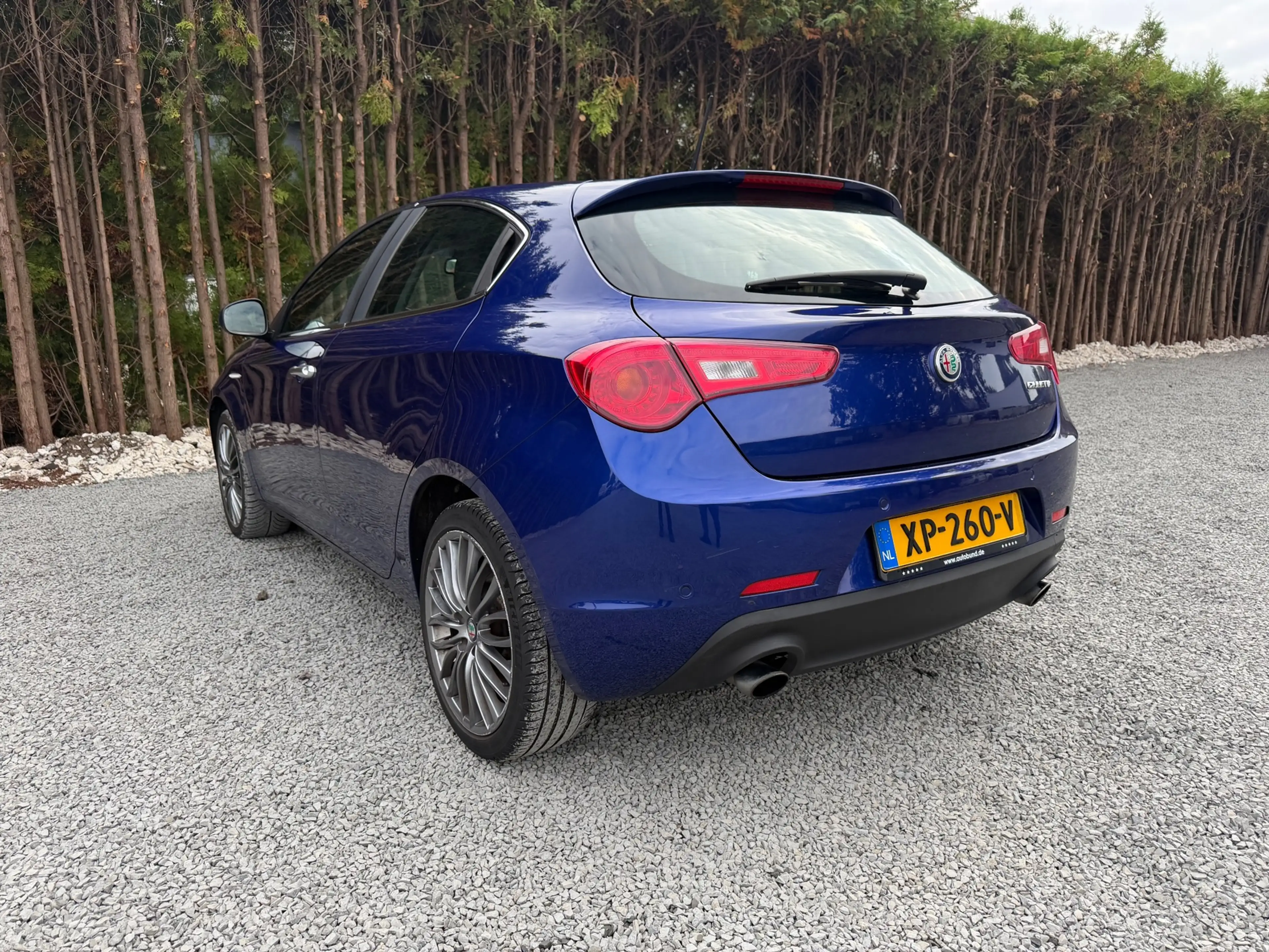Alfa Romeo Giulietta 2.0 JTDm Exclusive — photo 7