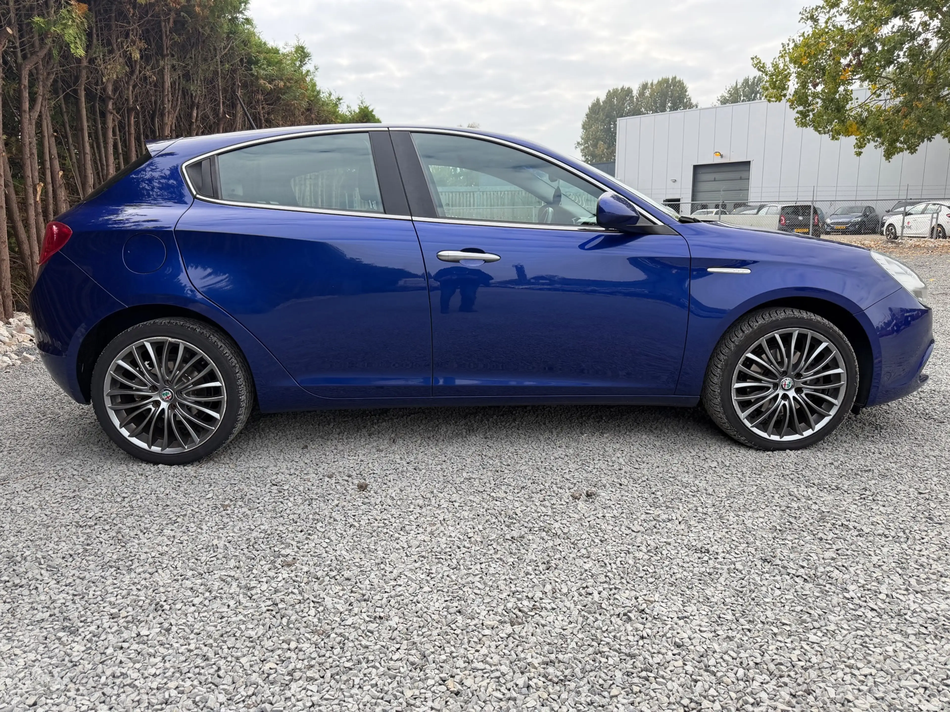 Alfa Romeo Giulietta 2.0 JTDm Exclusive — photo 6