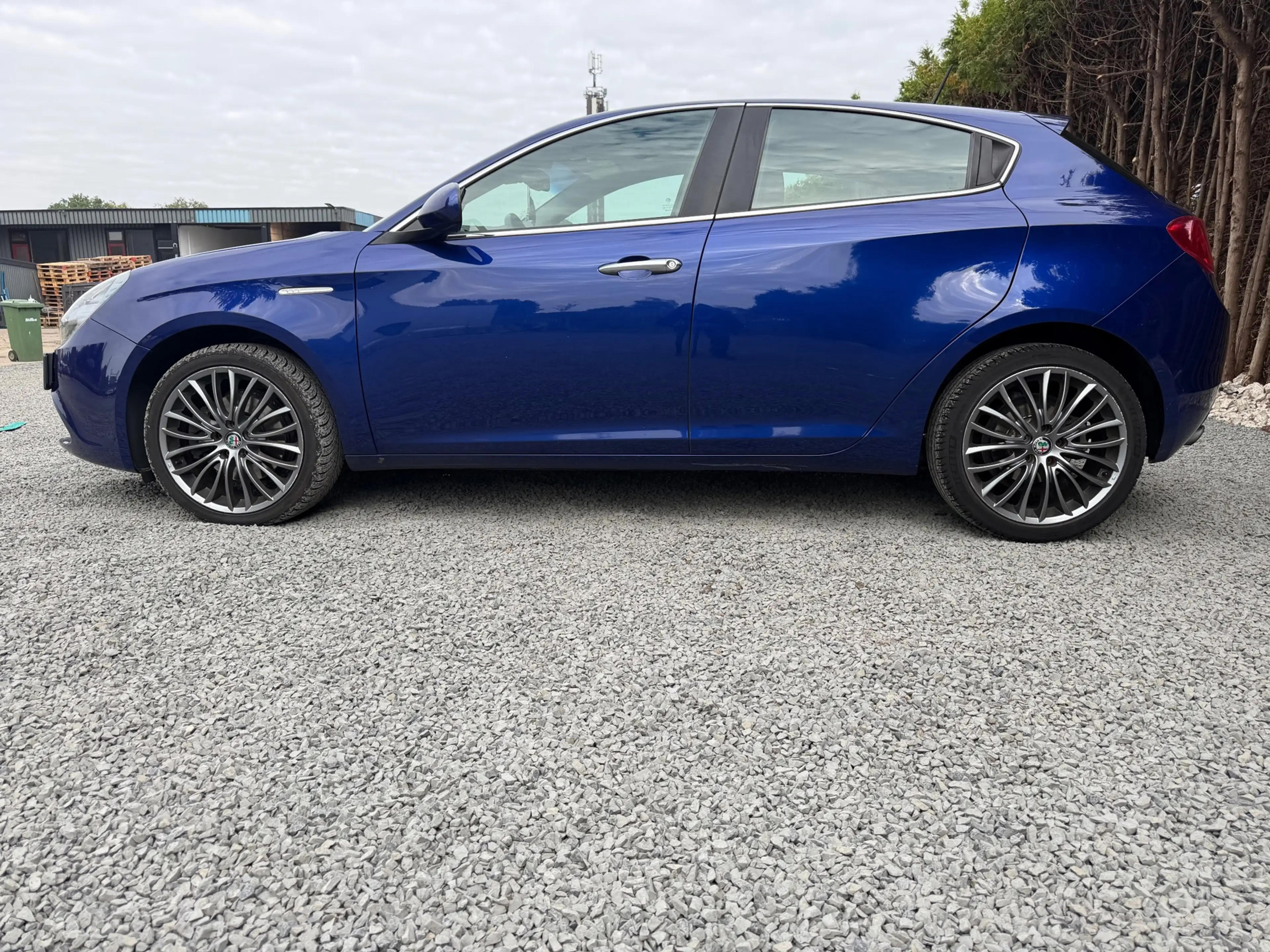 Alfa Romeo Giulietta 2.0 JTDm Exclusive — photo 5