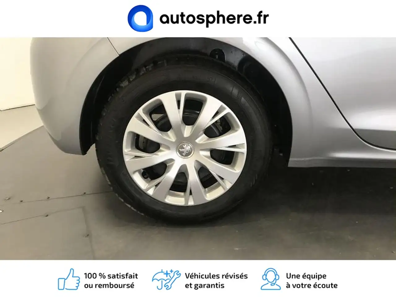 Peugeot 208 208 — photo 17