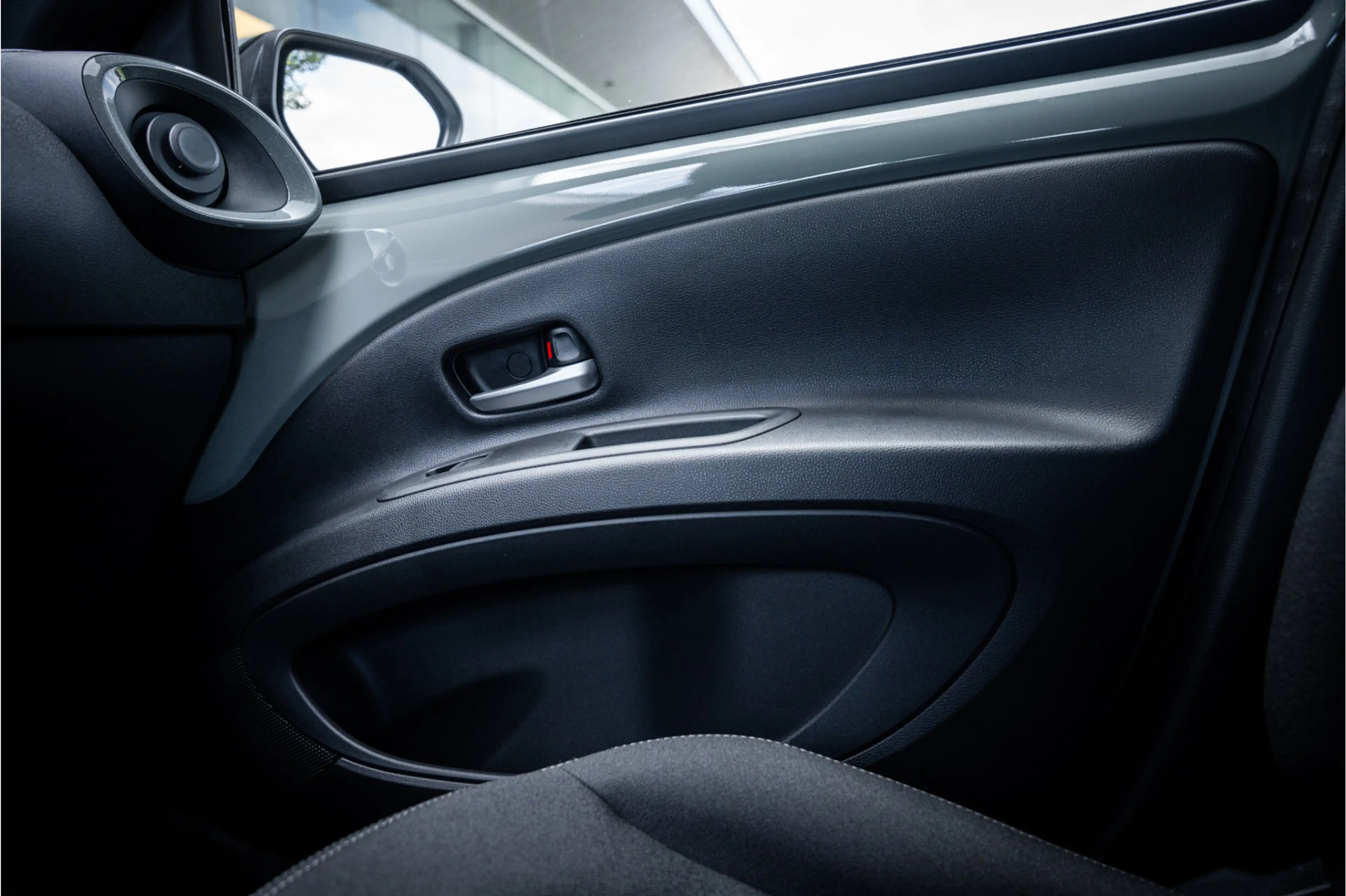 Toyota Aygo X Hybrid 115 pulse Automaat ** Stoelverwarming ** Ca — photo 21