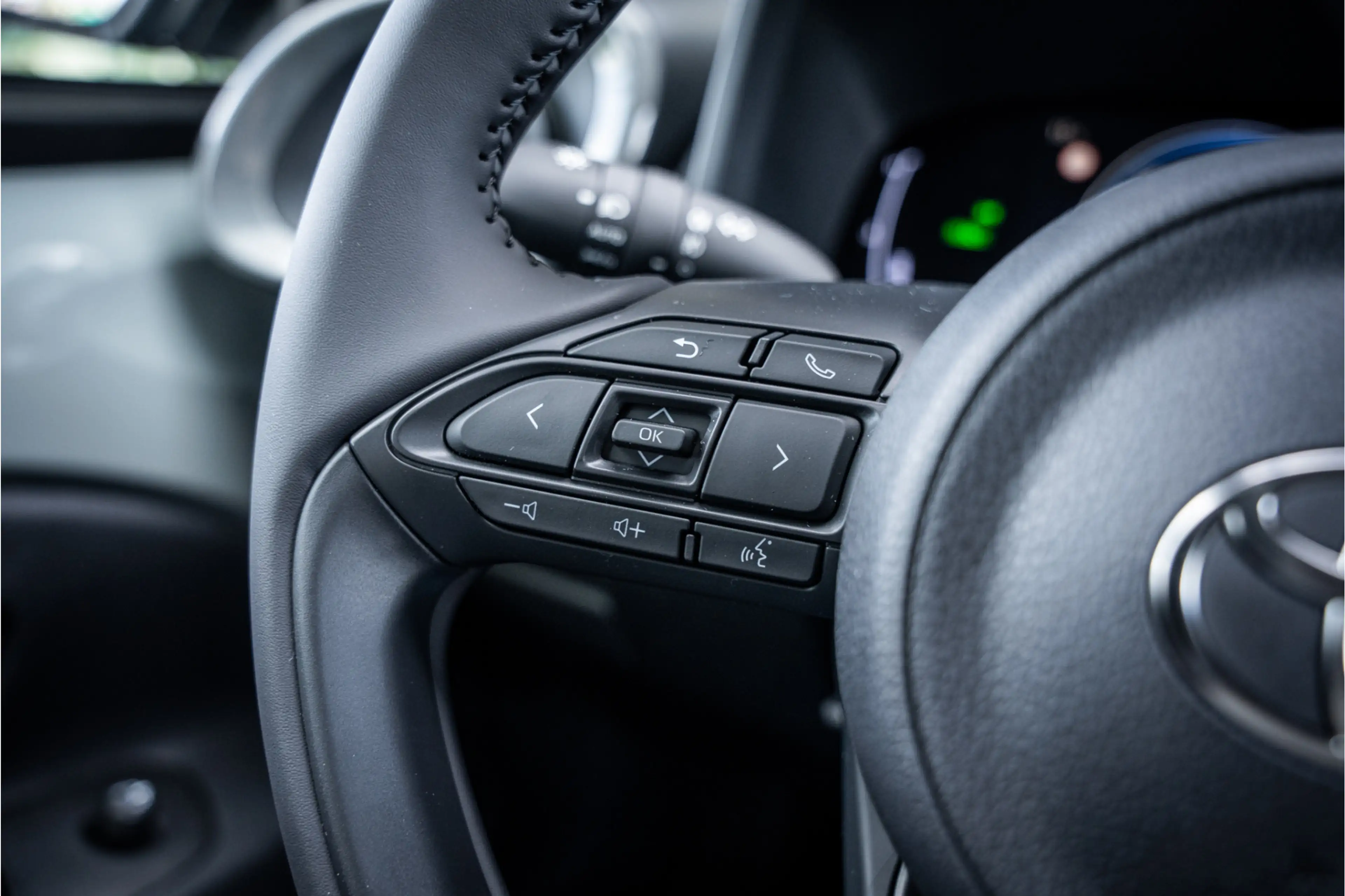 Toyota Aygo X Hybrid 115 pulse Automaat ** Stoelverwarming ** Ca — photo 18