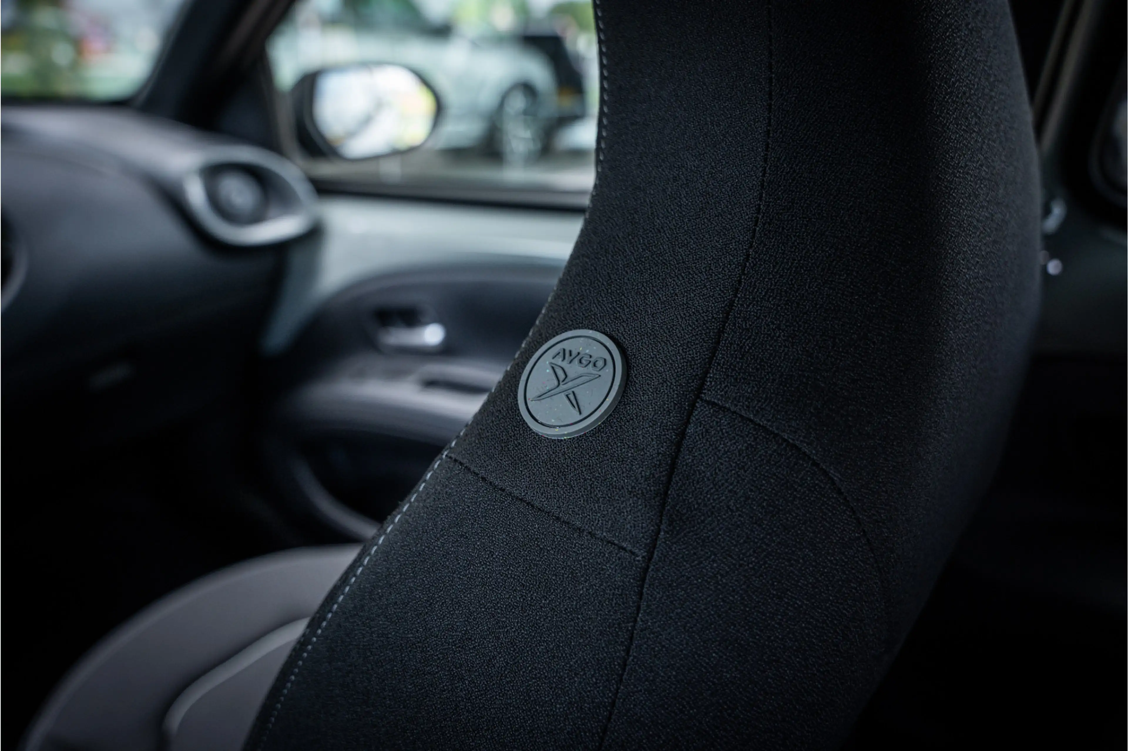 Toyota Aygo X Hybrid 115 pulse Automaat ** Stoelverwarming ** Ca — photo 29
