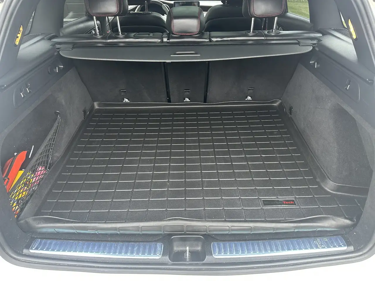 Mercedes-Benz GLC снимка Mercedes-Benz GLC