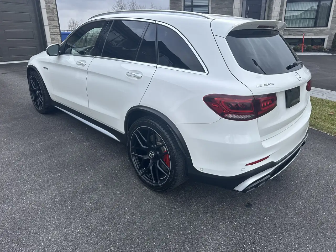 Mercedes-Benz GLC снимка Mercedes-Benz GLC