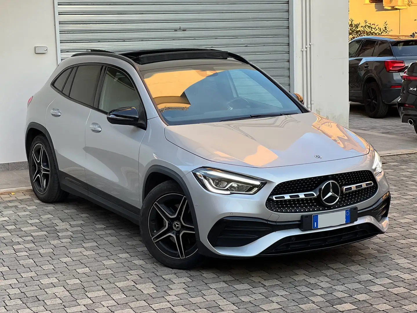 Mercedes-Benz GLA 200 Amg Night - 1