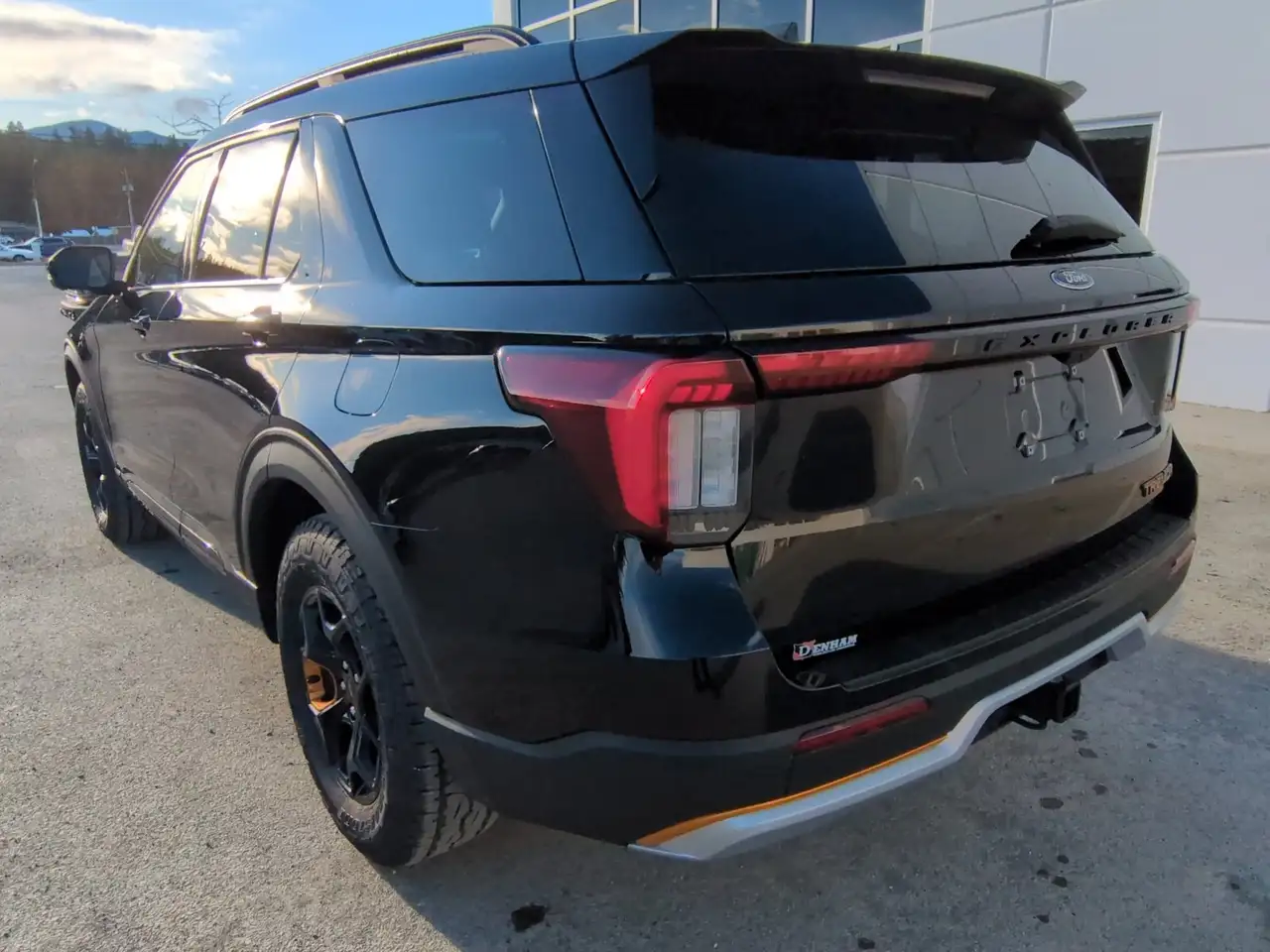 Ford Explorer снимка Ford Explorer