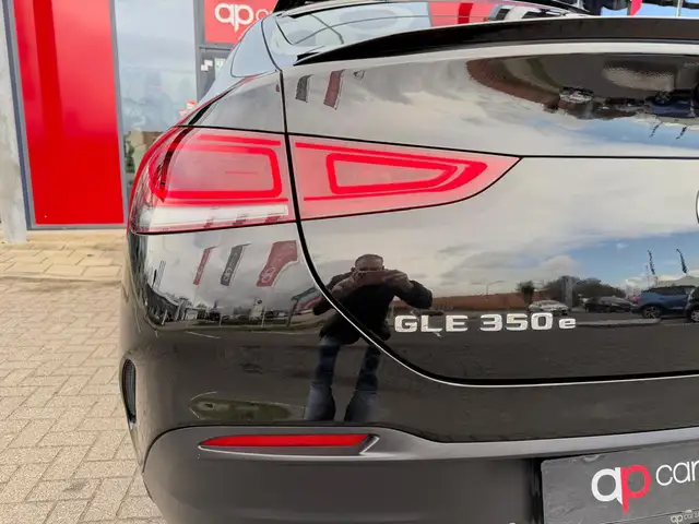 Mercedes-Benz GLE view 8