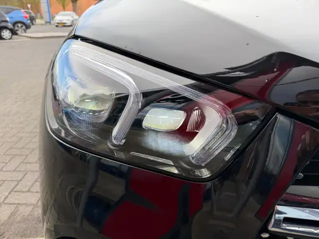 Mercedes-Benz GLE view 11