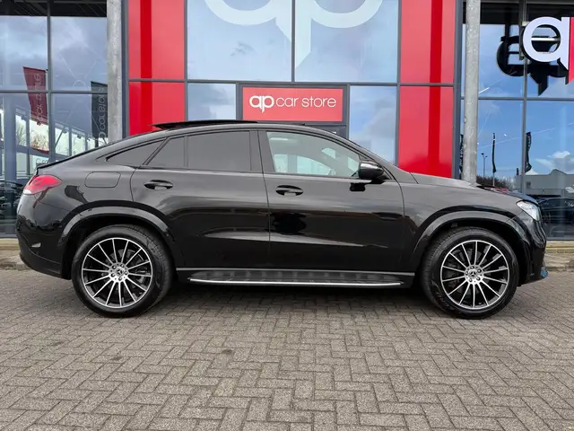 Mercedes-Benz GLE view 4