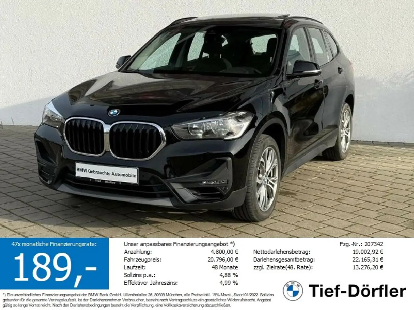 BMW X1 sDrive20i DKG AHK/PANO/SH/ParkAssi/TEMPO/18 Schwarz - 1