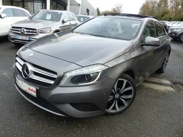 Mercedes-Benz A 200 200 SPORT 7G-DCT