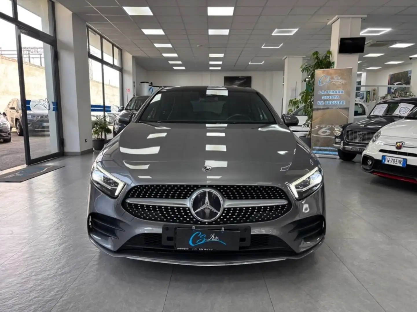 Mercedes-Benz A 200 200D AMG LINE auto TETTO APRIBILE Grigio - 2