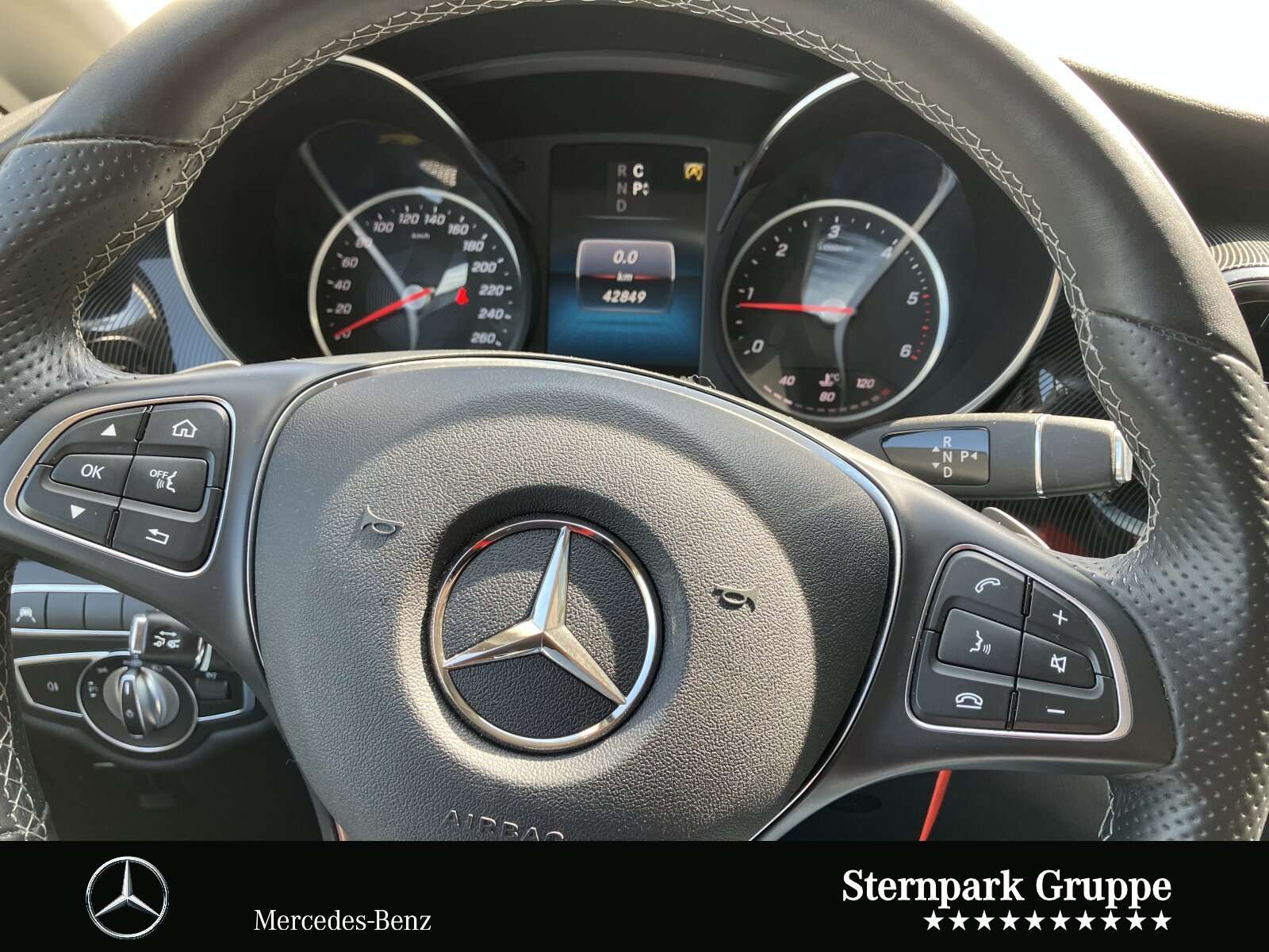 Mercedes-Benz V 250