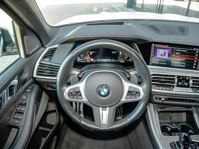 BMW X5 view 13