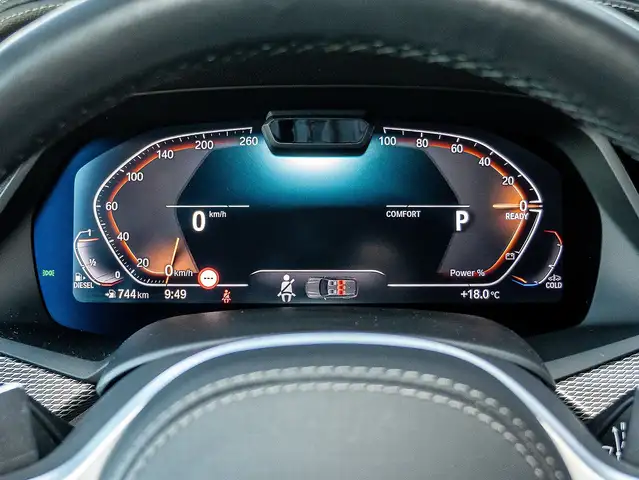BMW X5 view 9