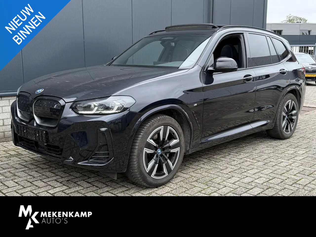 BMW iX3