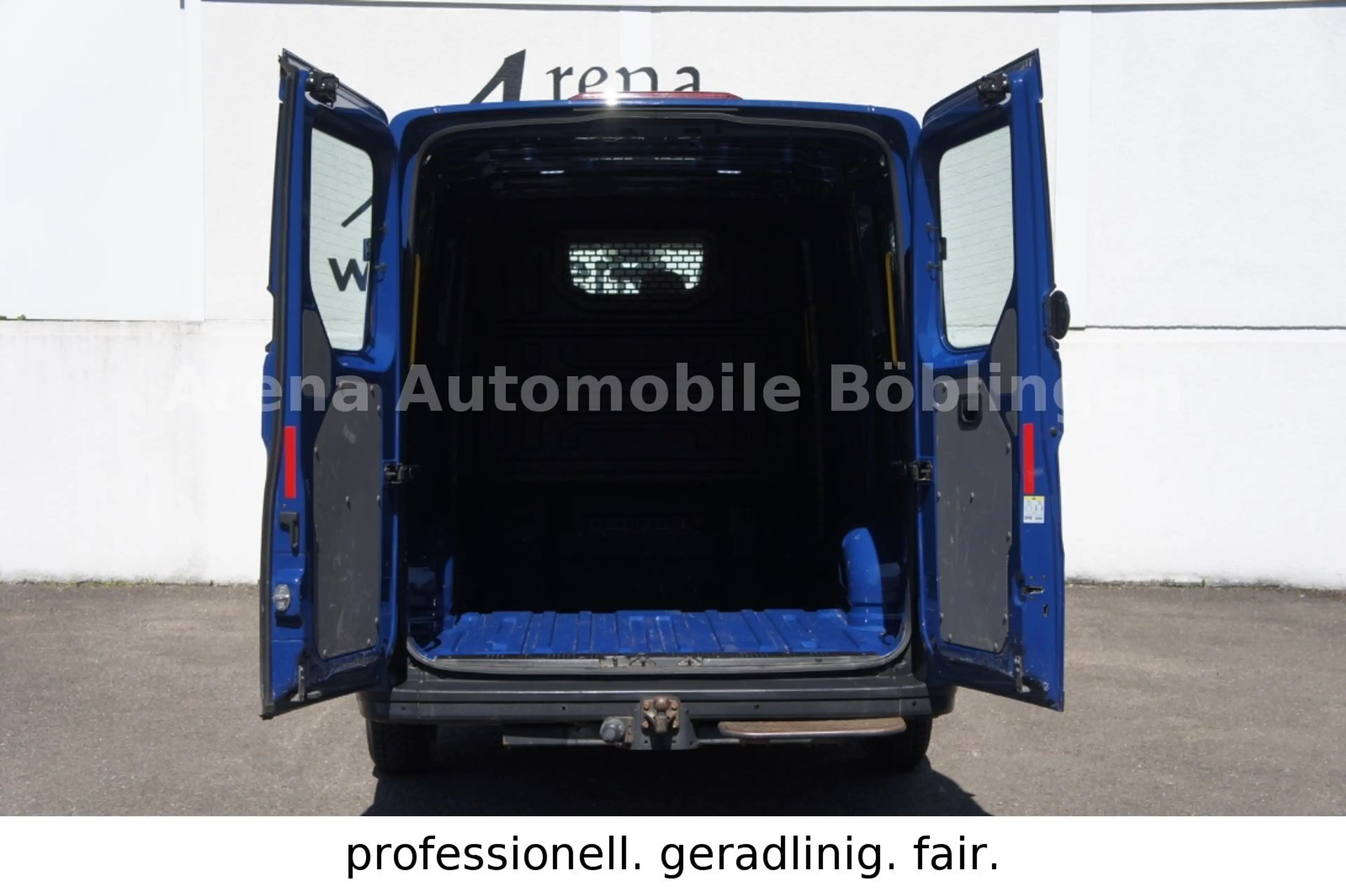 Volkswagen Crafter 2.0 TDI Kasten 35 mittellang*KLIMA*AHK* — photo 8
