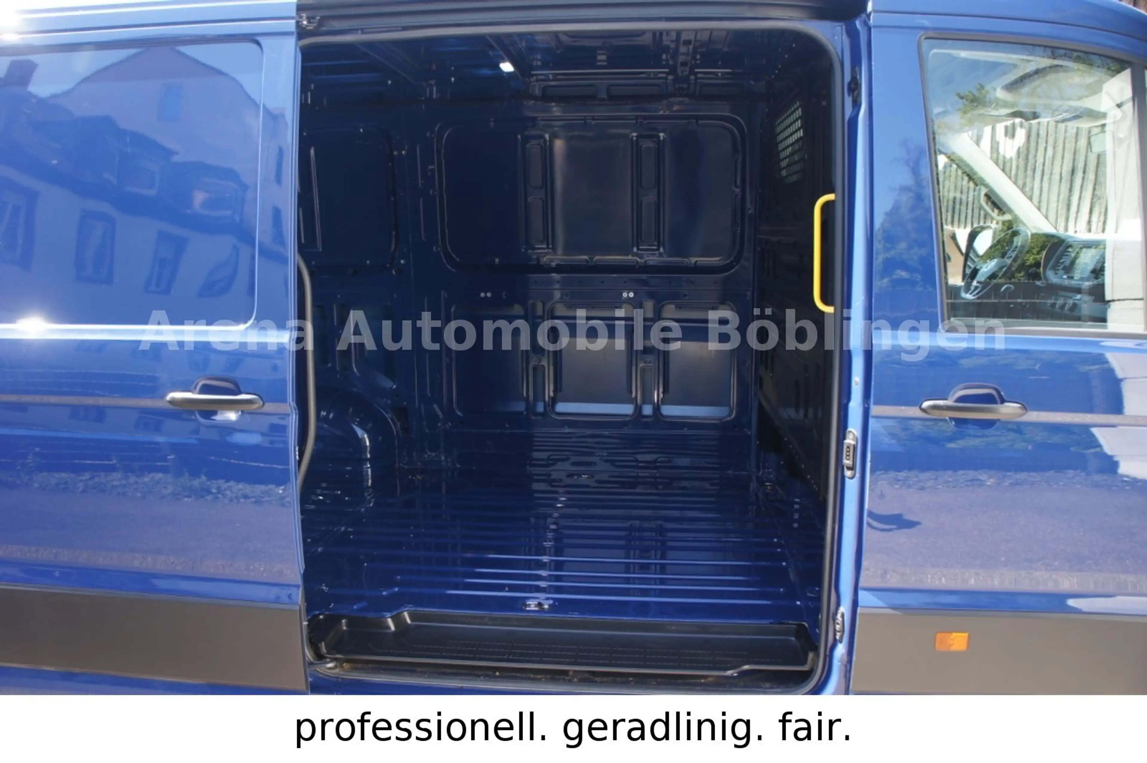 Volkswagen Crafter 2.0 TDI Kasten 35 mittellang*KLIMA*AHK* — photo 11
