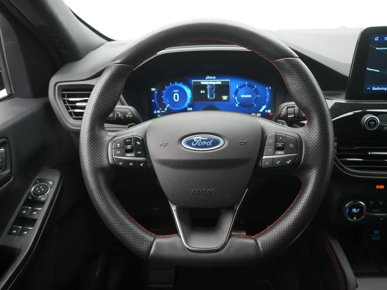 2020 Ford Kuga ST-Line,LED,HUD,AHK,ACC,PANO,TOTW,WINTER, photograph 10