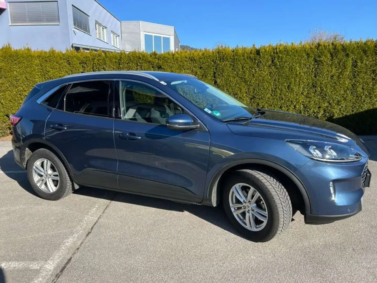 Ford Kuga 2,5 Duratec PHEV Titanium Aut. SUV Blau - 1