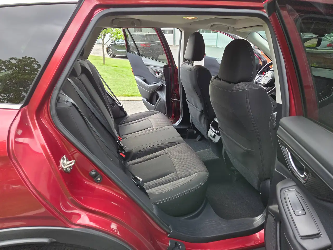 Subaru OUTBACK fotografie Subaru OUTBACK