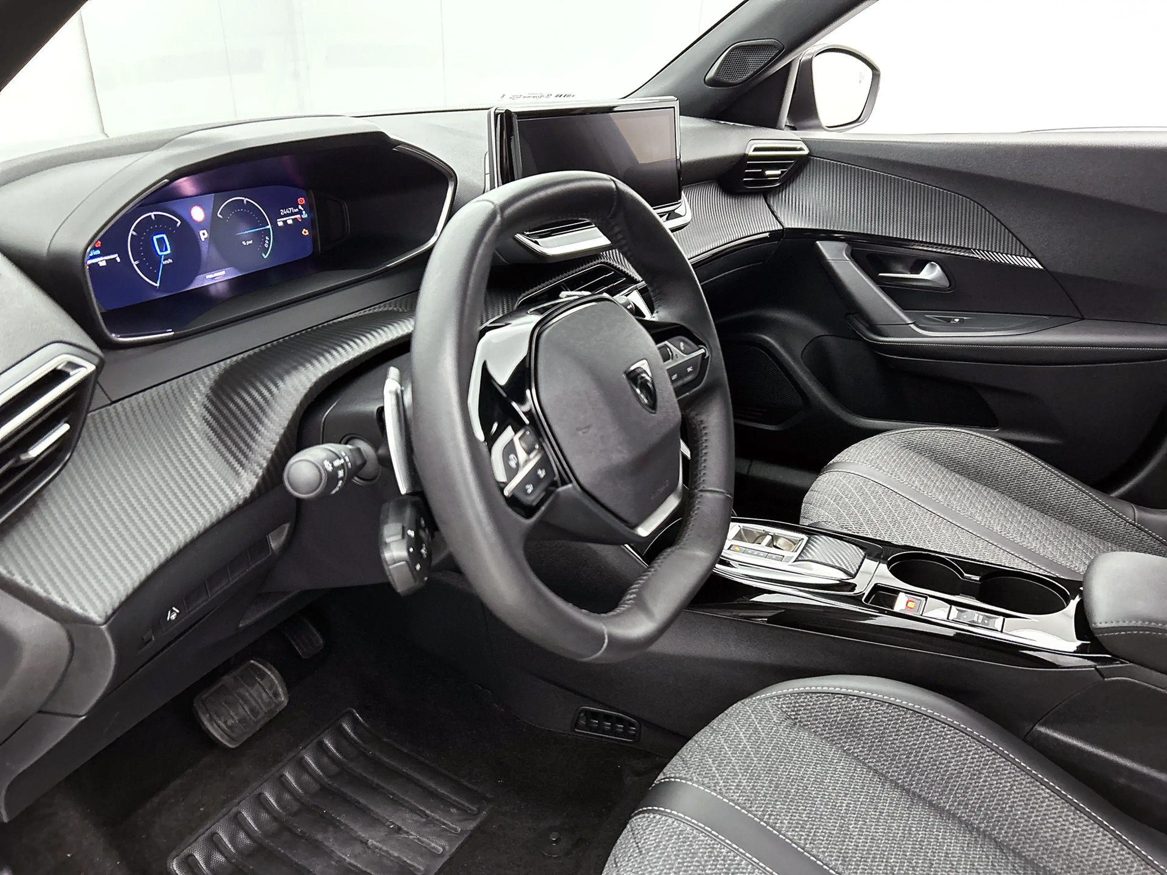 Peugeot 2008 SUV Allure Hybrid 145pk Automaat | Navigatie | 360 — photo 11