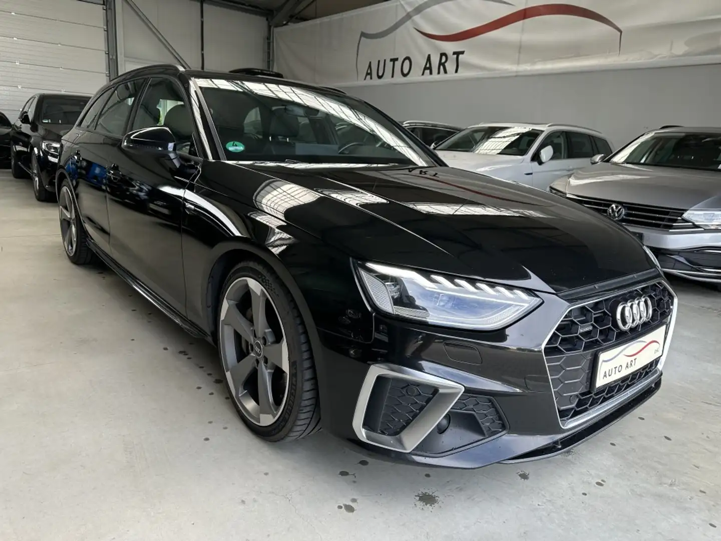 Audi A4 50 quattro S line Navi Matrix-LED SHZ Pano Schwarz - 1