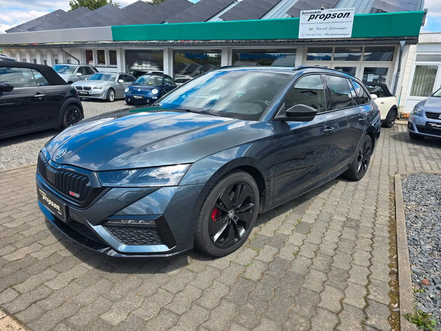 Skoda Octavia Combi 2.0 TDI RS AHK PANO MASSAGE Grau - 1