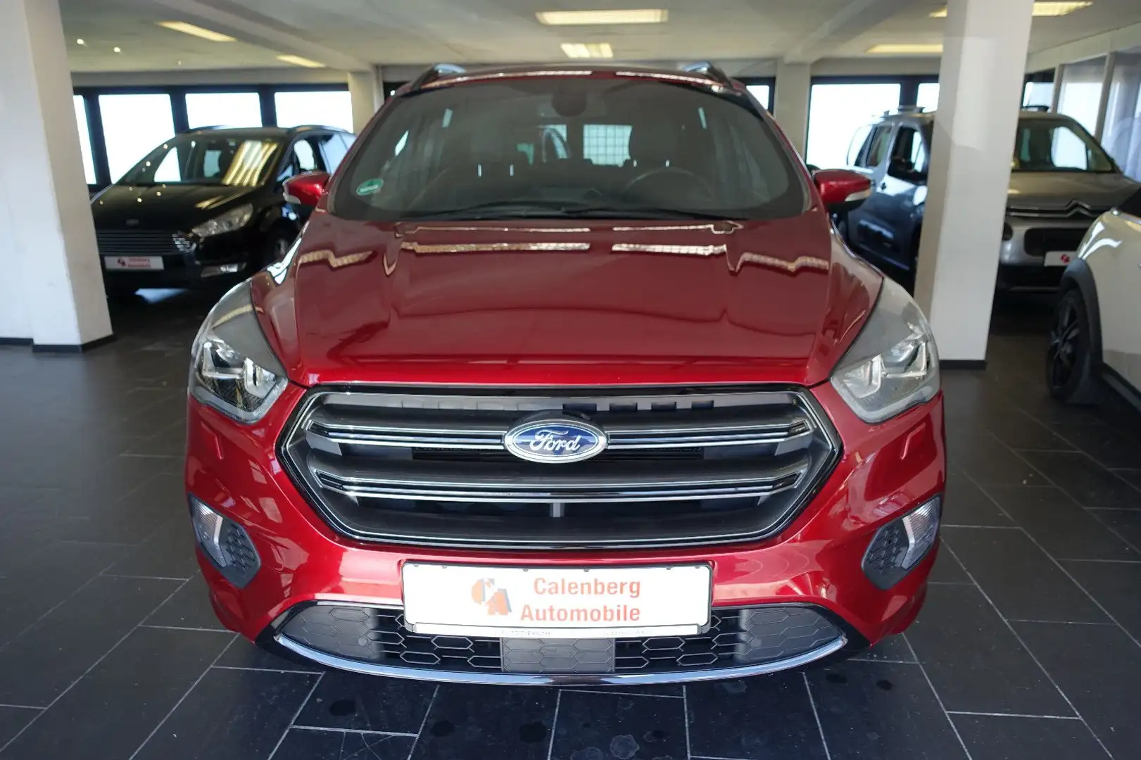 Ford Kuga ST-Line Rouge - 1
