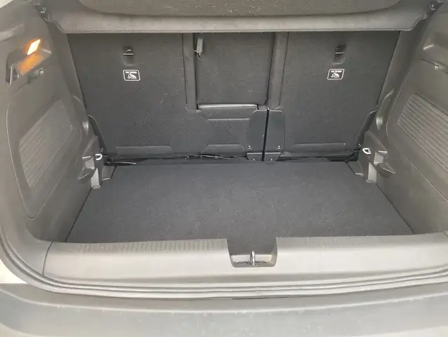 Opel Crossland view 12