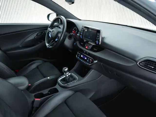 Hyundai i30 view 8