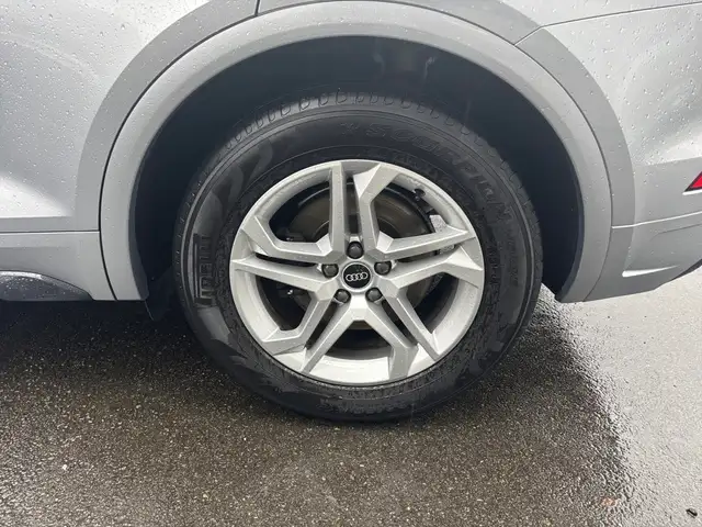 Audi Q5 view 19