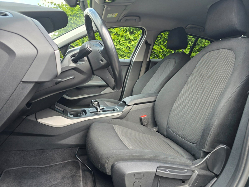 BMW 118 i Advant.*Automatik*RFK*SHZ*CarPlay*Scheckhef — photo 10