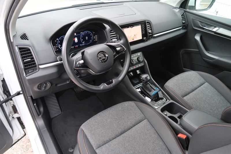 Skoda Karoq Clever 1.5 TSI|DSG|LED|VIRTUAL|1.HAND|GARA — photo 10