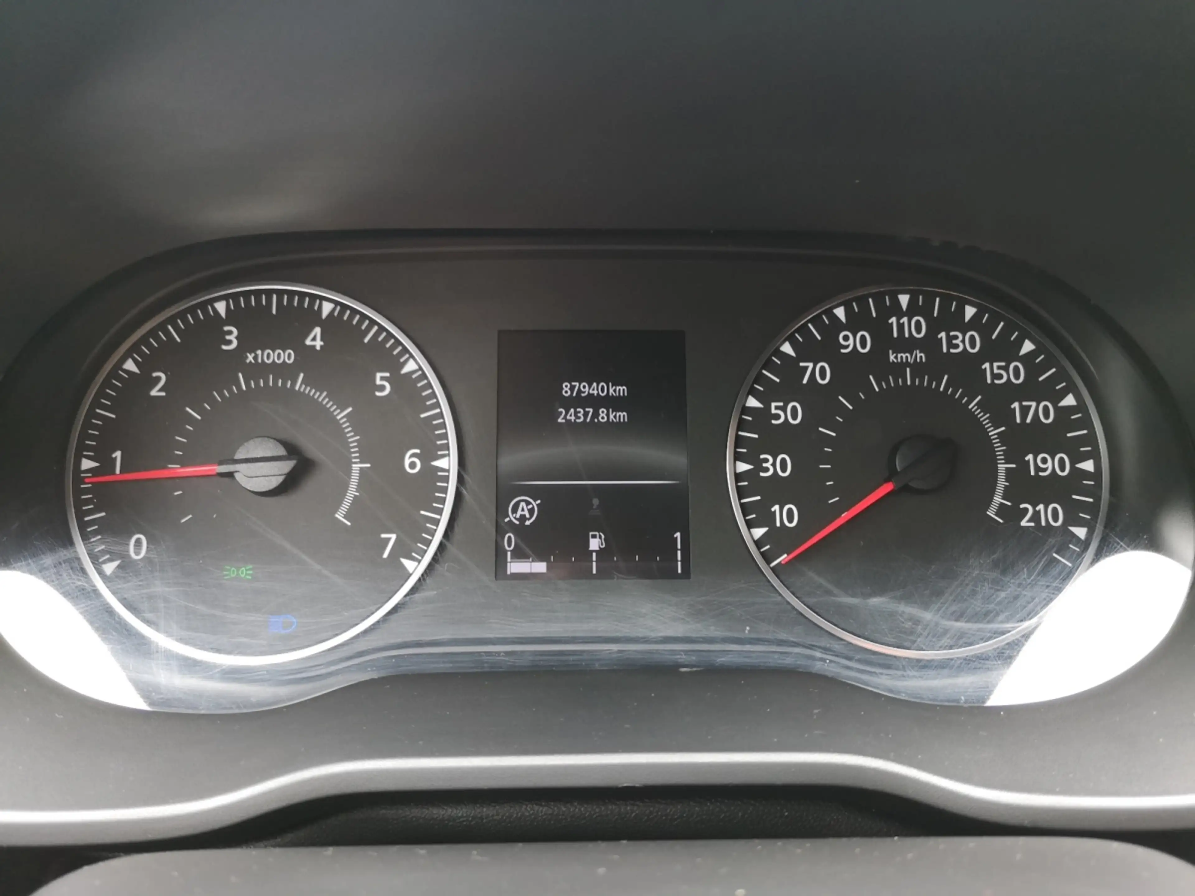 Dacia Duster Celebaration dCi 115 4x4 — photo 15