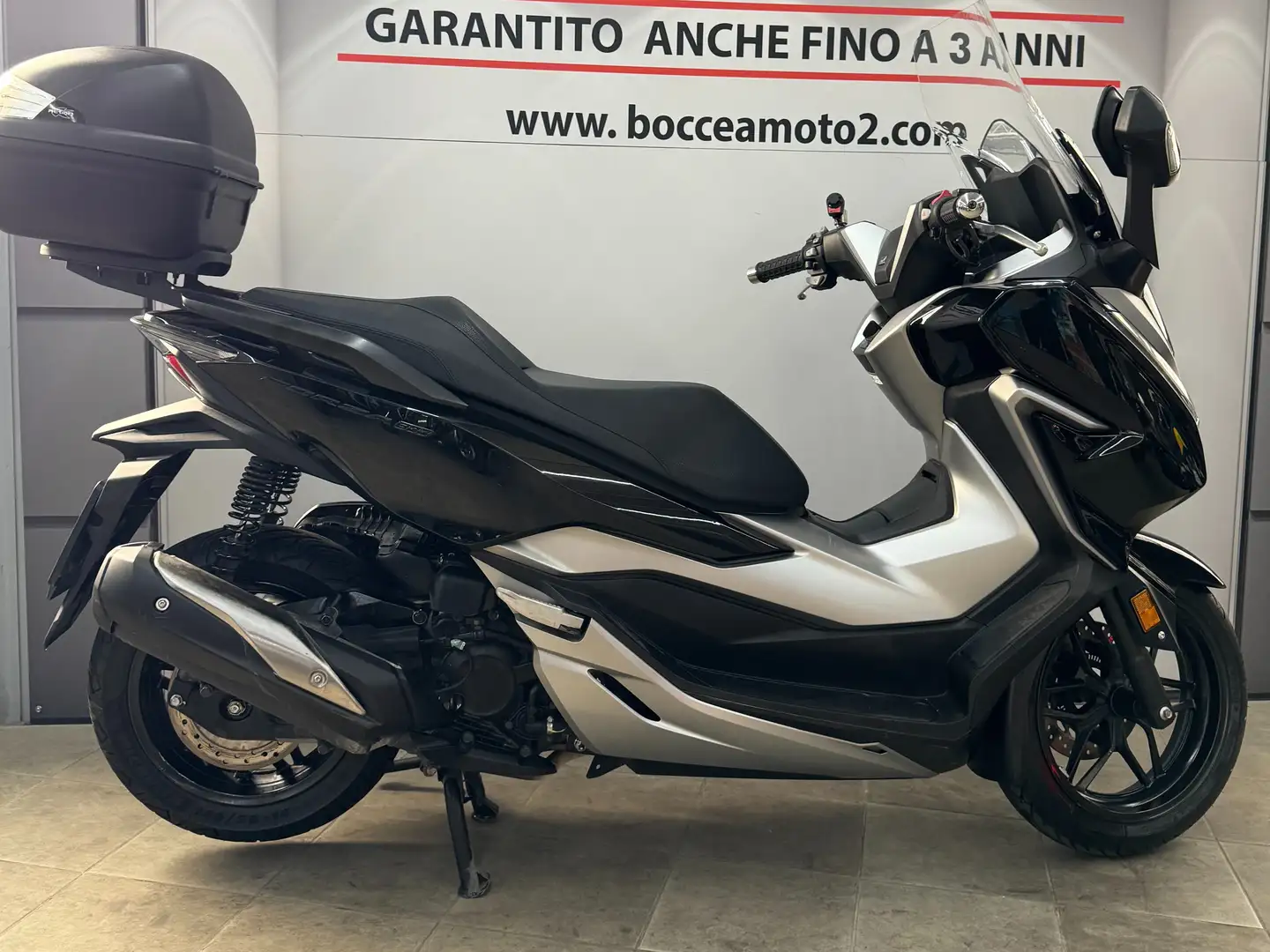 Honda Forza 300 Nero - 1