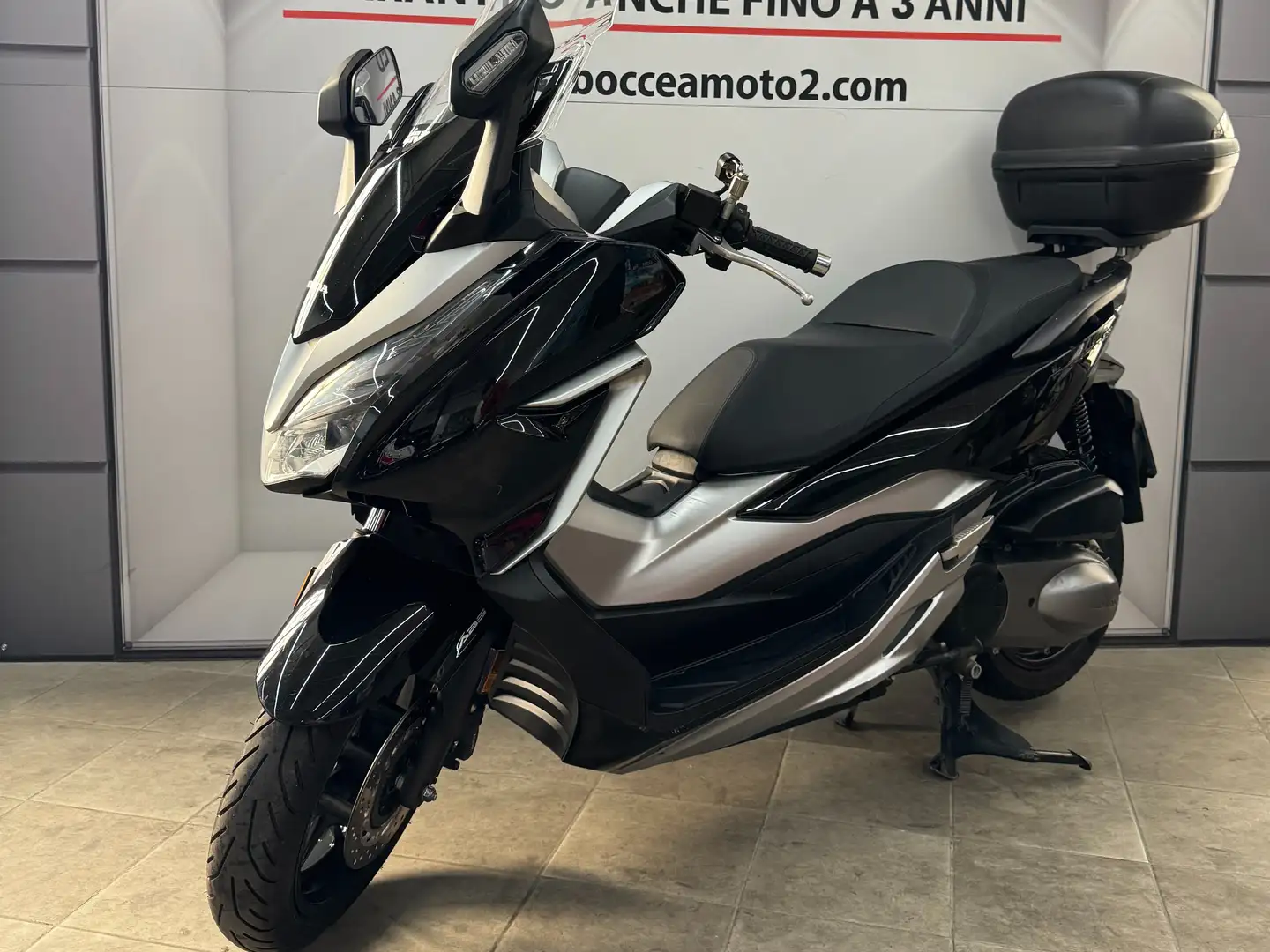Honda Forza 300 Nero - 2