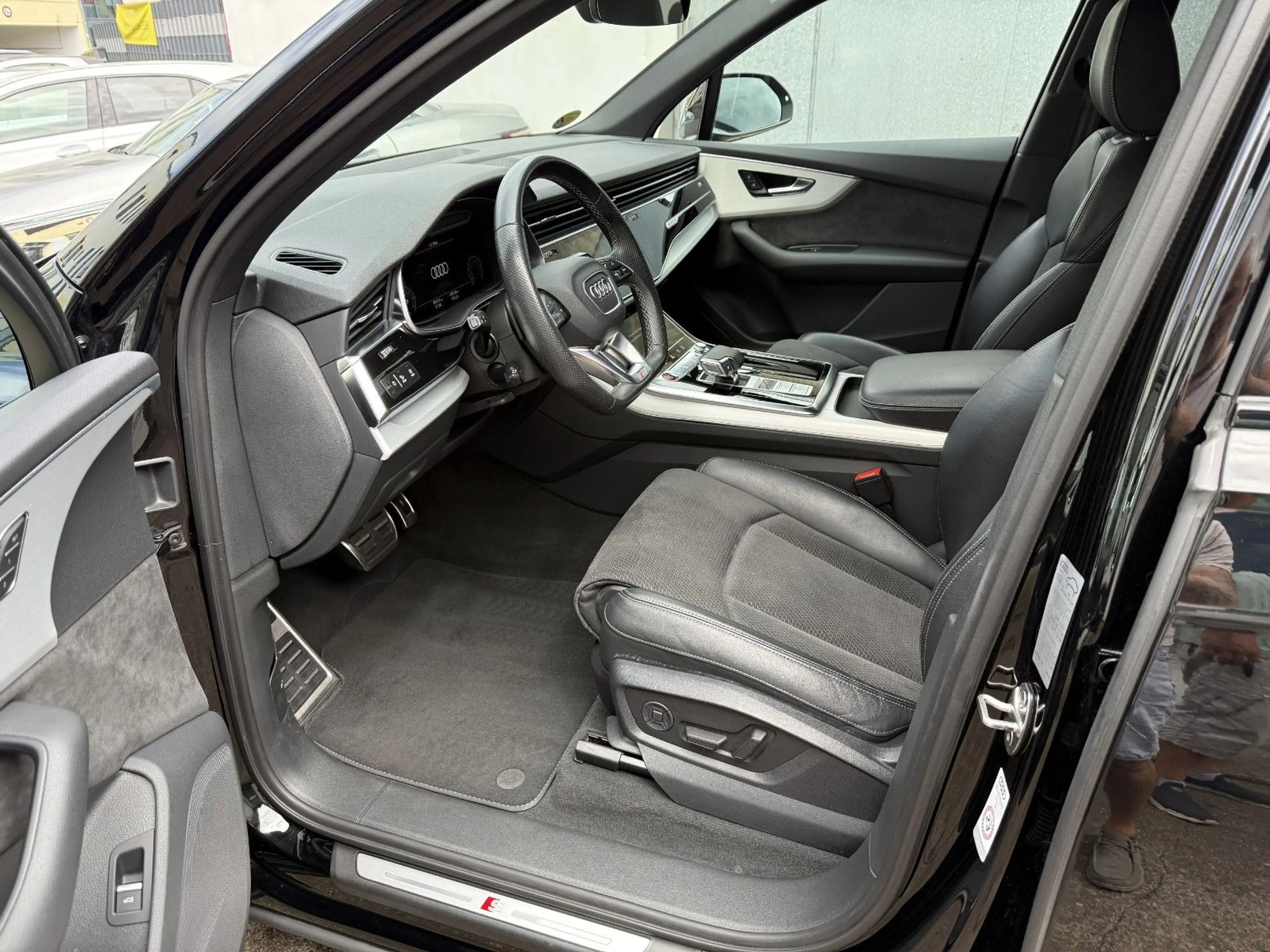 Audi SQ7 4.0 TDI quattro S-LINE PLUS LED KAMERA MMI — photo 8