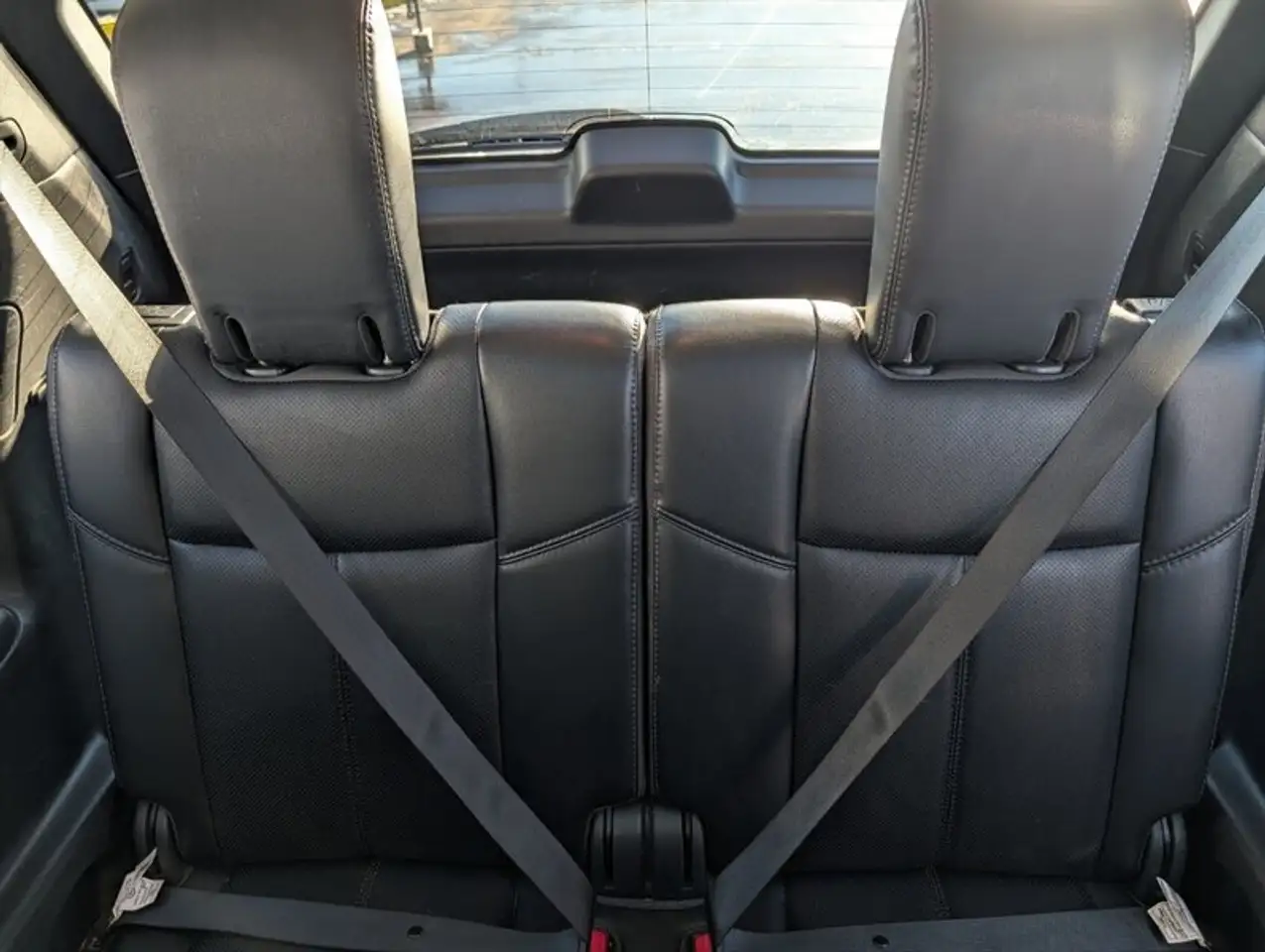 Nissan Pathfinder снимка Nissan Pathfinder