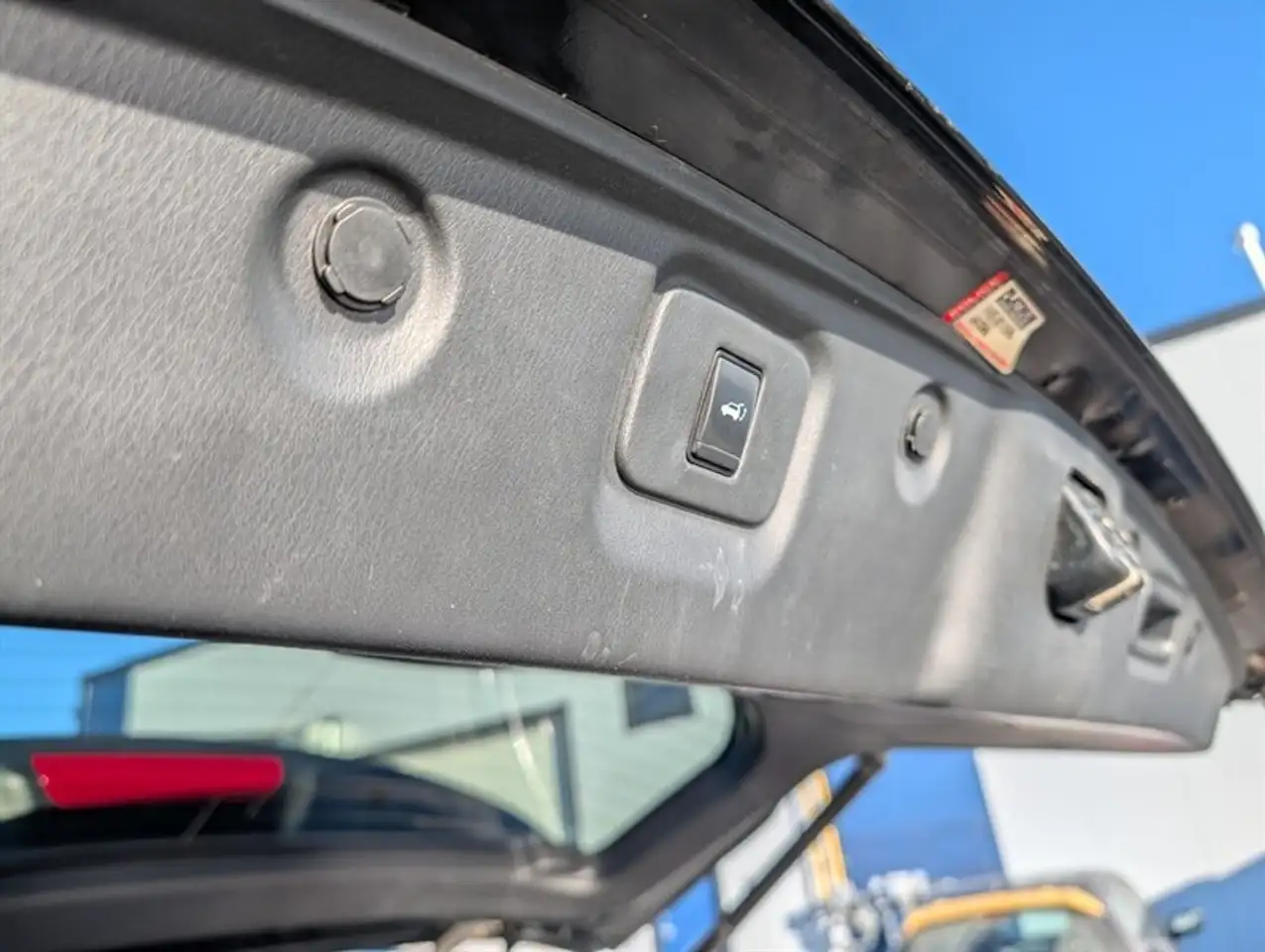Nissan Pathfinder снимка Nissan Pathfinder