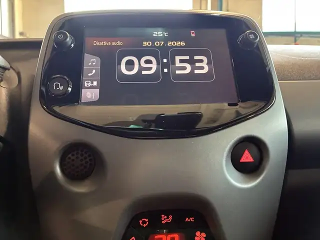 Toyota Aygo view 10
