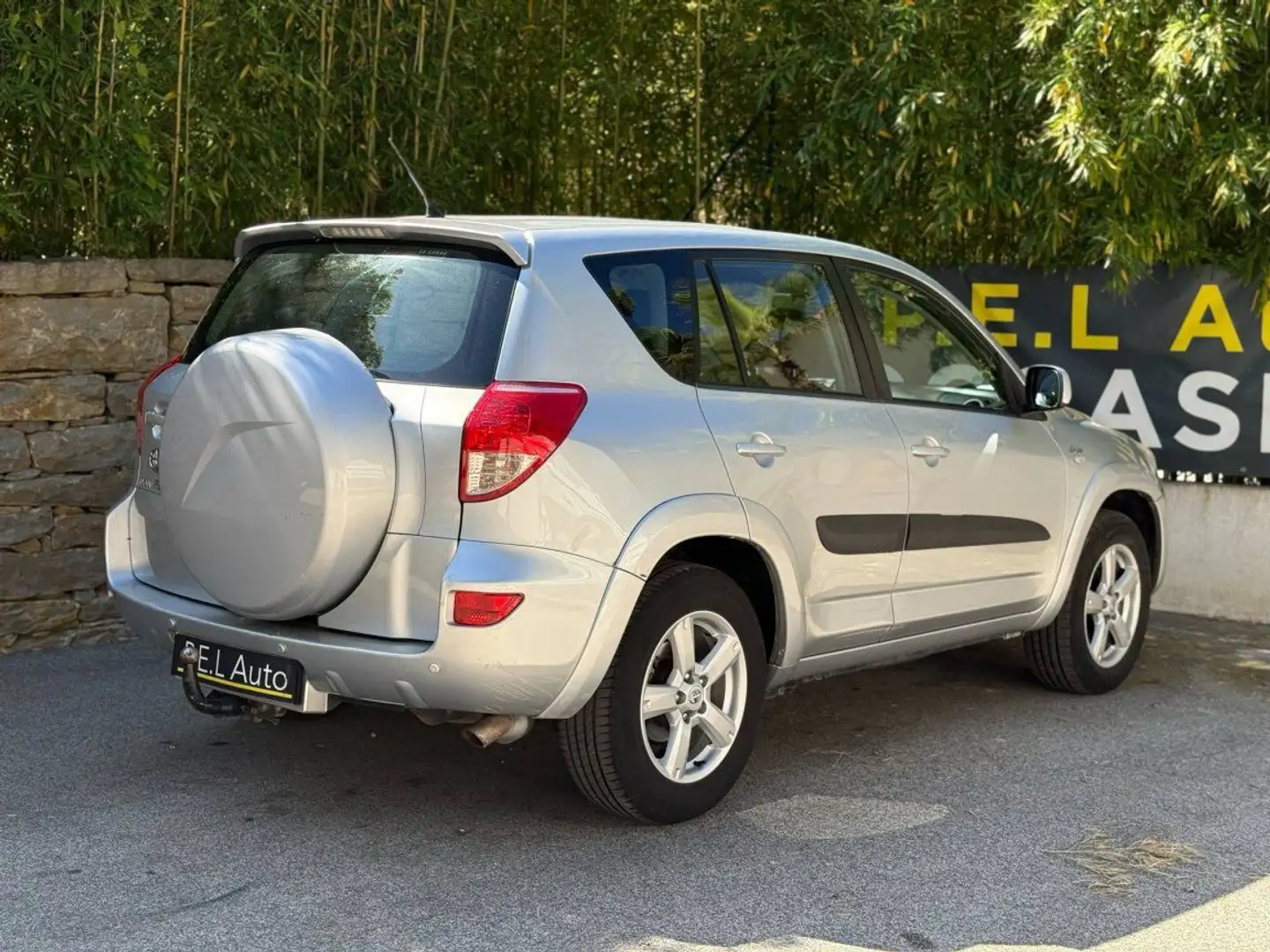 Toyota RAV 4 III D-4D177 Clean Power Gris - 2